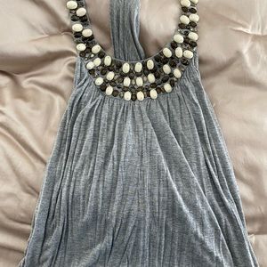 🌷2/$10.  Embellished ballon bottom top